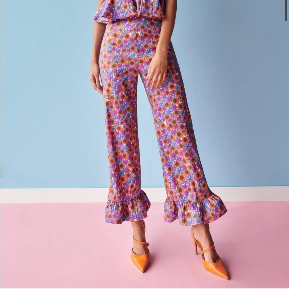 NWOT CeliaB Trilha Floral Purple Orange Flare Pants with Ruffle Hem Size XS - Picture 3 of 12